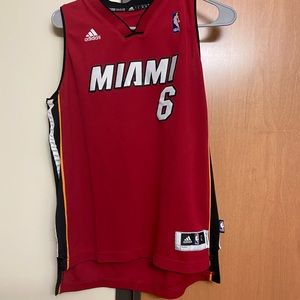 Red Lebron jersey